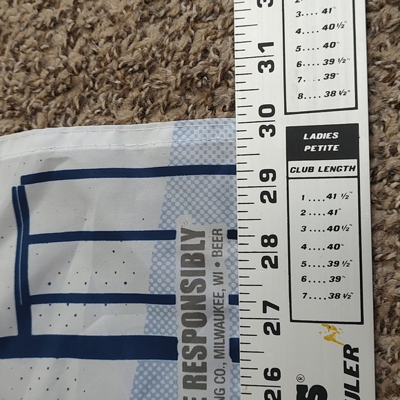 Milwaukee Brewers Bernie Miller Lite Flag Limited Edition Rare - Picture 12 of 12